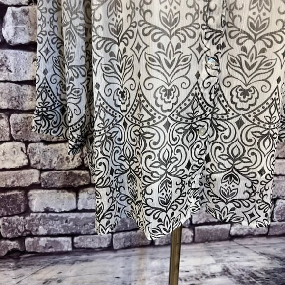 Samantha Grey NWT Sheer Blouse W/ Built In Tank Size 18 - Picture 3 of 9